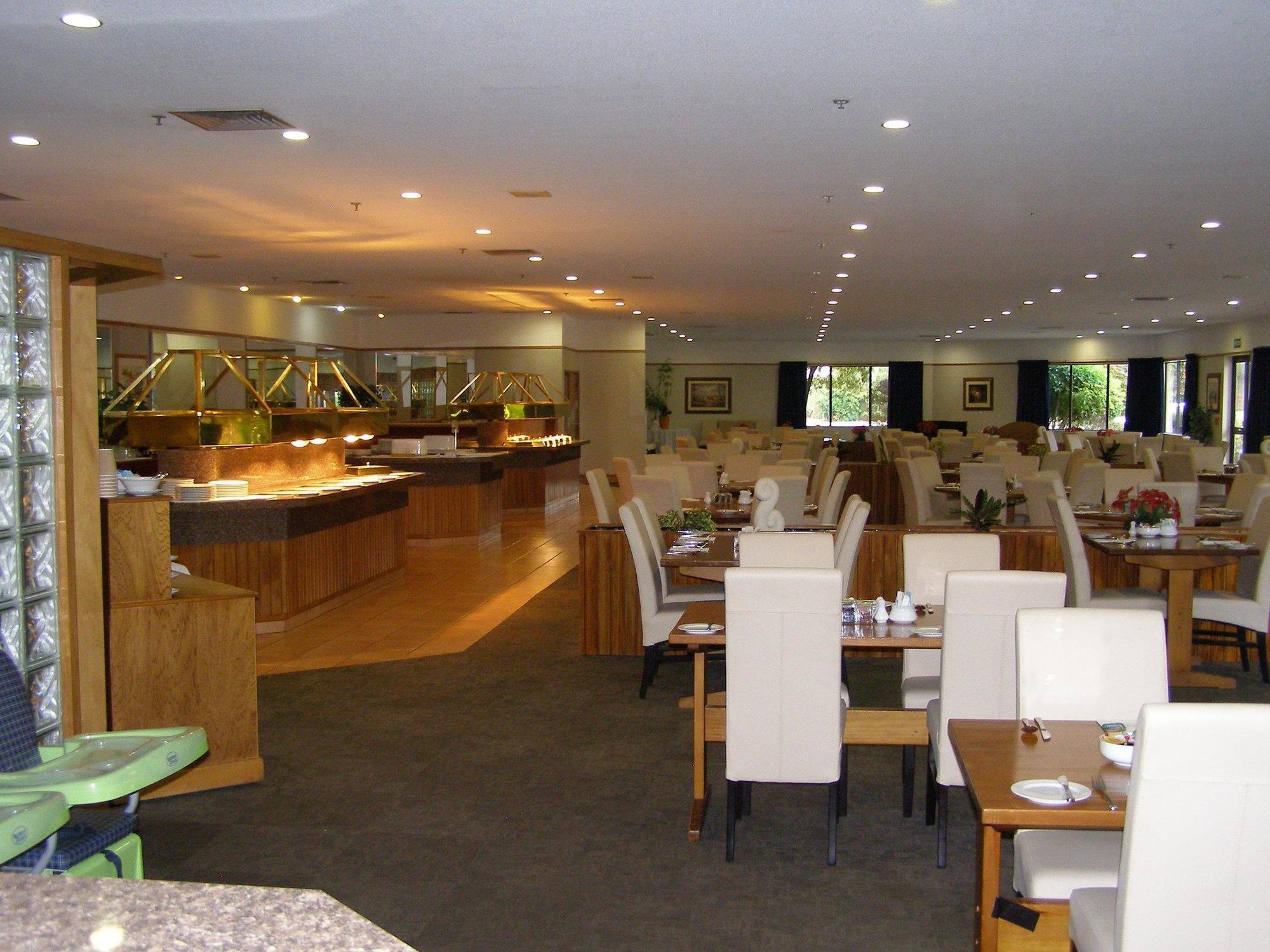 Distinction Hamilton Hotel & Conference Centre Buitenkant foto