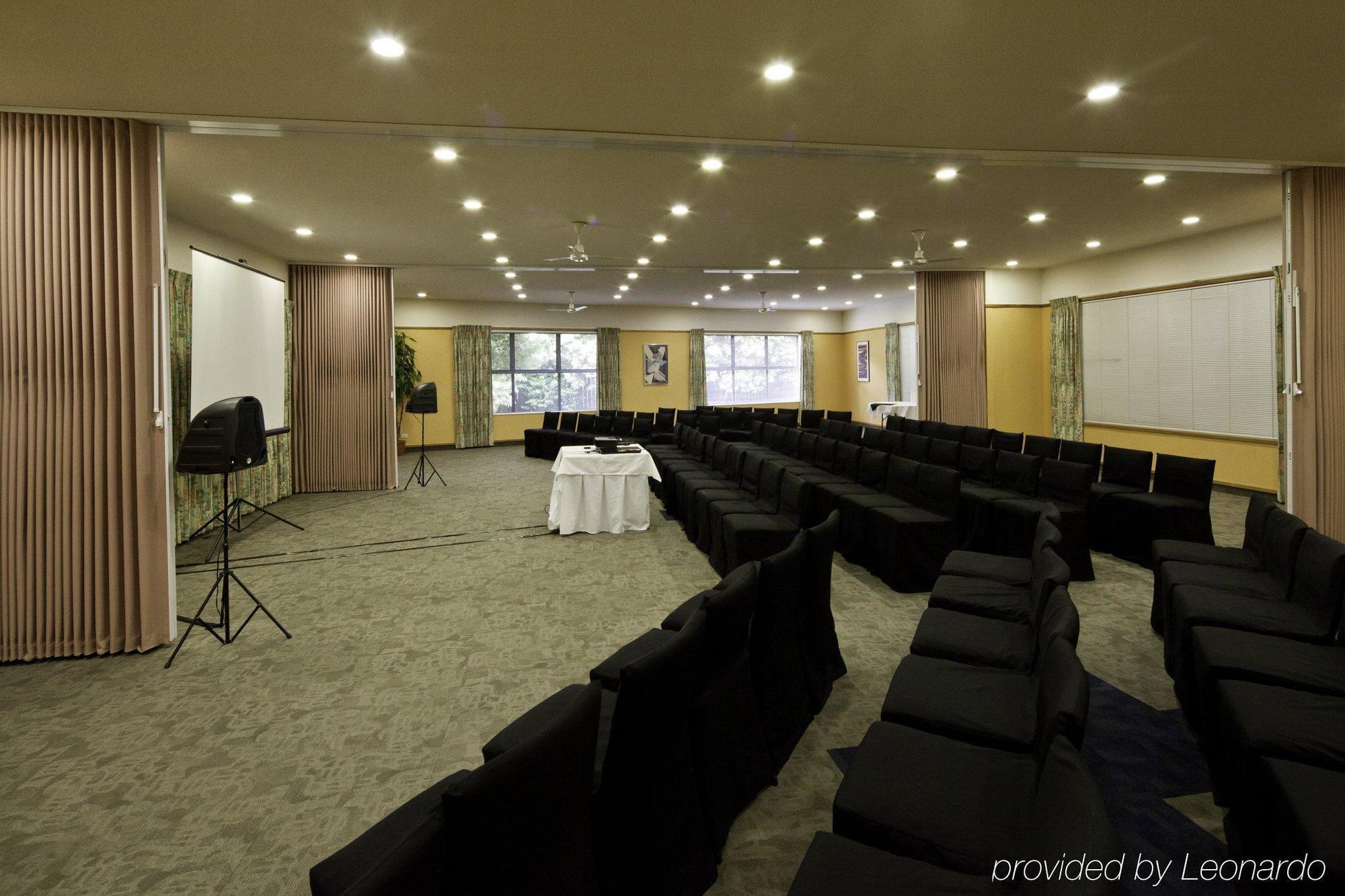 Distinction Hamilton Hotel & Conference Centre Buitenkant foto
